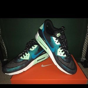 Nike Air Max 90s Hyperfuse